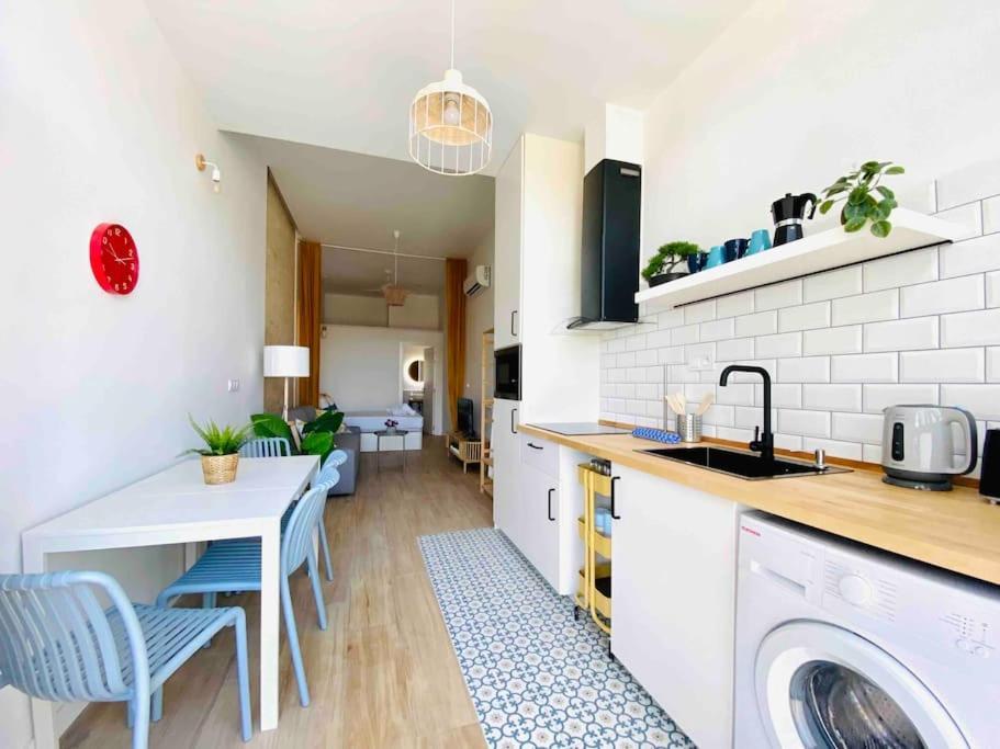 Beautiful Flat Next The Beach Valencia Exteriör bild